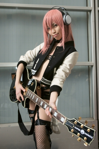 微短剧的崛起与影视行业的重构‘kaiyun.com’(图1)